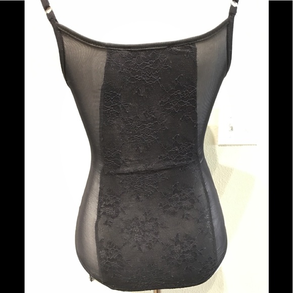 Bombshell Lace Black bodysuit Small Padded SEXY Brami Built in Bra Fashion Nova - Picture 10 of 10